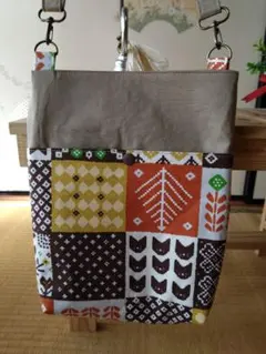 ハンドメイド ショルダーバッグ 長財布、スマホ収納可　ゆとりバック