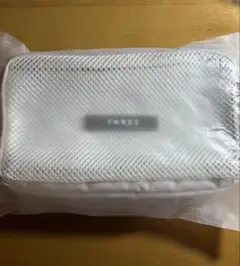 THREE ポーチ　タオル　ノベルティのサムネイル