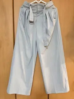 GU 벨티드 와이드 팬츠 S 사이즈
