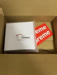 Supreme 三つ折り 財布 チェーン付き ブラックのサムネイル