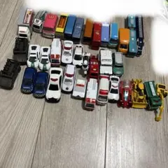 トミカ まとめ売り 36台 - メルカリ