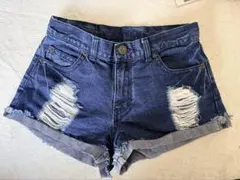 ダメージ加工デニムショートパンツのサムネイル