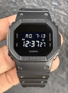 CASIO G-SHOCK ブラック DW-5600BB @1のサムネイル