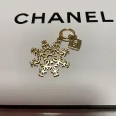 CHANEL シャネル　ノベルティ　チャームのサムネイル