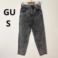 美品 GU S グレー ハイウエスト マムジーンズ　ケミカルウォッシュテイスト
