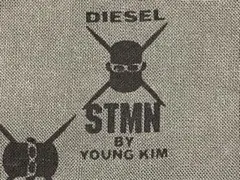 DIESEL デザインプリント　大判カバー　掛け敷き　ストール　バンダナ