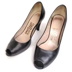 フェラガモ パンプス 4.5C オープントゥ レザー シンプル