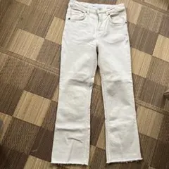 ZARA デニム　アイボリー　ややフレア