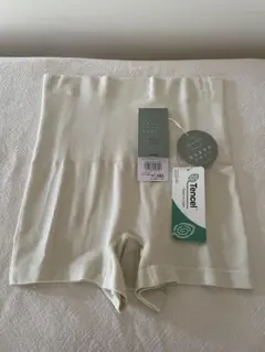 Item thumbnail for item 06843cef-2bf6-4e77-a4be-c93e2a66c1bf