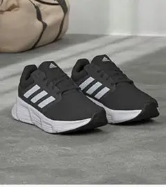 adidas GX7256 ランニングシューズ ブラック