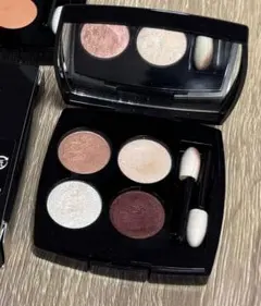 CHANEL レ キャトル オンブル 374アリュール エ エクラ - メルカリ