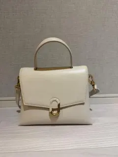 CHARLES & KEITH 2WAY ショルダーバッグ ホワイトのサムネイル