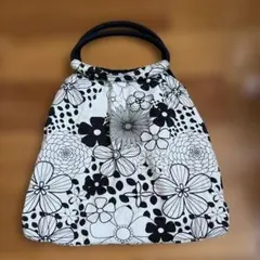 モノトーン 花柄 トートバッグ