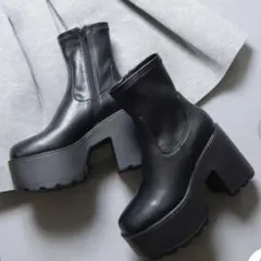 R&E 厚底モールドソールショートブーツ ブラック　s