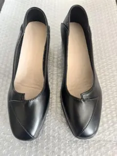 黒 フラットパンプス 23㎝（ヒール高約5cm）②