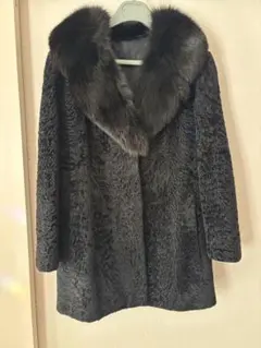 高級感あり　レディースコート