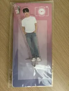 seventeen ジョシュア アクスタ アクリルスタンド holiday - メルカリ