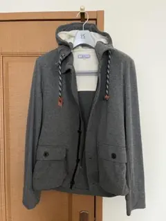 カジュアルジャケット、ジップアップパーカー