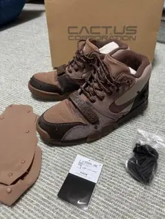 Travis Scott x Nike Air Trainer 1 SPのサムネイル