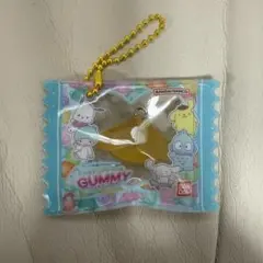 サンリオ　グミチュアチャーム　グミ&ミニチュアポーチ