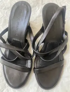 【大幅値下げ】レザー ストラップ　サンダル　23.5cm