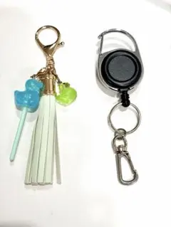 チャーム　バックチャーム　キーホルダー　／リールキーホルダーおまけ付き
