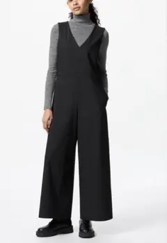 【UNIQLO】ジャンプスーツ Vネックサロペット Mサイズ　ブラック