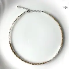 ベージュカラー　ビーズネックレス　トライカラー