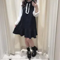 evelyn 裾フリルAラインワンピース