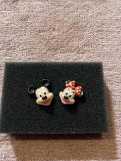 ミッキー ミニー ピアス(両耳用)