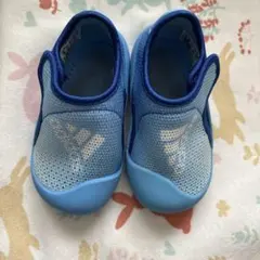 adidas ベビーサンダル 青