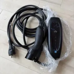 ベンツ純正 EV/PHEV充電ケーブルのサムネイル