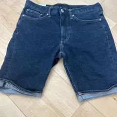 スリムフィットデニムショートパンツ 32/30 美品 短パン レディース メンズ
