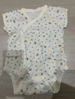 familiar ベビー肌着 50 綿　宇宙柄 ファミリア　ロンパース 半袖肌着