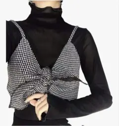 シアートップス ブラック メロウフリル タートルネック シアー インナー　韓国