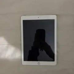 iPad 128GB Wi-Fi 第5世代シルバー美品　メルカリ Apple iPad 第5世代 128GB シルバー - メルカリ