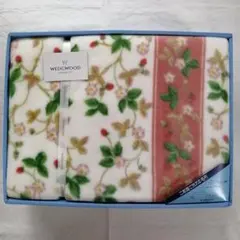 未使用 ウェッジウッド ニューマイヤー毛布 ワイルドストロベリー/ピンクのサムネイル