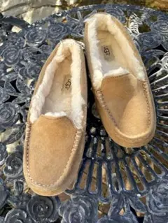 UGG アンスレー　モカシン　チェスナット24cm