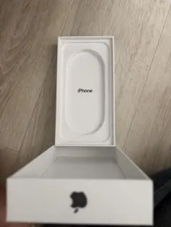 Apple iPhone 17 ブラック 空箱のサムネイル