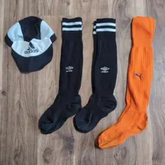 Umbro＆PUMA 黒オレンジ サッカーソックス 約20〜23cm