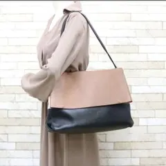 ❤️値下げ❤️【セリーヌ】CELINE レザー ショルダーバッグ ブラック ベージュ