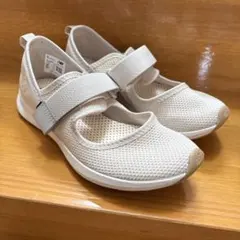 New Balance スニーカー ホワイト ストラップのサムネイル