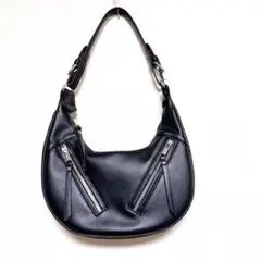 ワンショルダーバッグ ジッパーポケット付き　黒　レザー　y2k