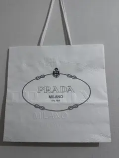 PRADA ホワイト ショップ袋2個