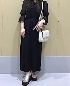 ブラックニットロングワンピース　シフォンフレアスリーブ