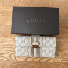 GUCCI グッチ 長財布 GGシマ ホワイトのサムネイル