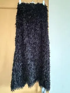 黒 フリンジタイトスカート