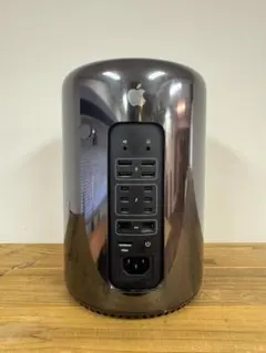 【値下げ中】Mac Pro 2013 6コア D500 SSD1TB