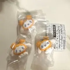 TWICE ガチャガチャ ジヒョ ジブリー シナモロール シナモン