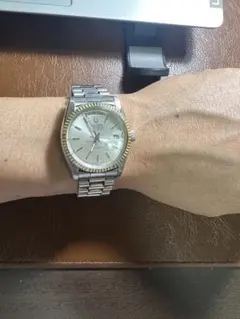 BULOVA DAYDATE/ ブローバ自動巻き腕時計のサムネイル